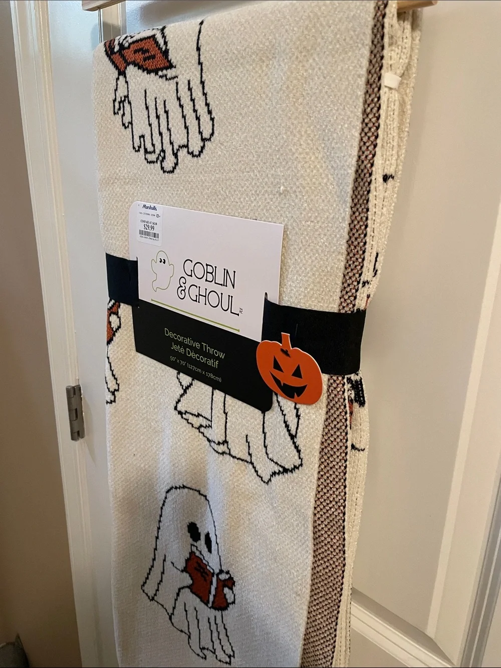 NWT Goblin & Ghoul Viral Ghosts Reading Books Halloween Blanket
